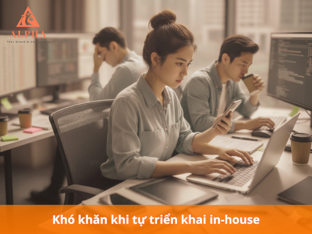 Khó khăn về nhân sự khi tự triển khai phòng marketing nội bộ